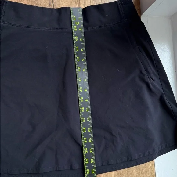Athleta Women’s  Tee Time black high rise 15” Skort size 4 - Picture 6 of 6